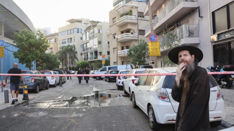 الاحتلال الإسرائيلي يدرس الرد على ضربة تل أبيب في الأراضي اليمنية
