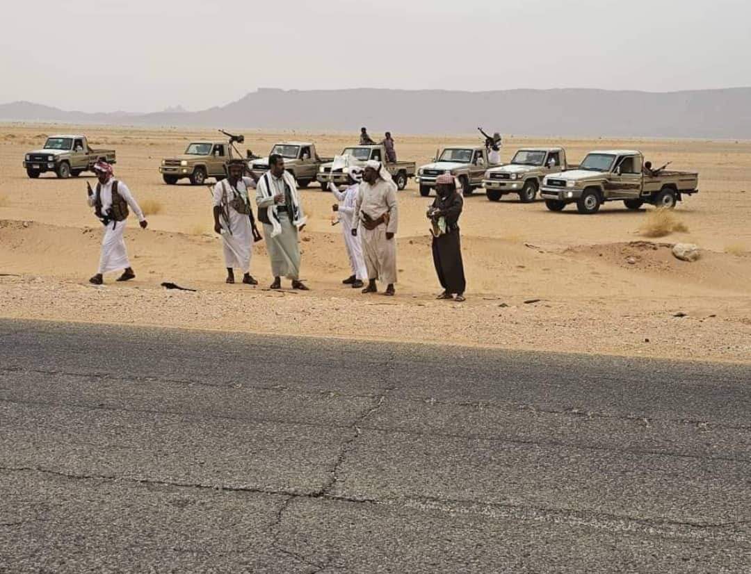 تجمع مسلح لرجال قبيلة الصيعر في مديرية حجر بمحافظة حضرموت