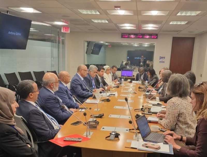 اليمن يبحث مع البنك الدولي تطوير البنك المركزي وهيكلة المشاريع بما يخدم أهداف التنمية