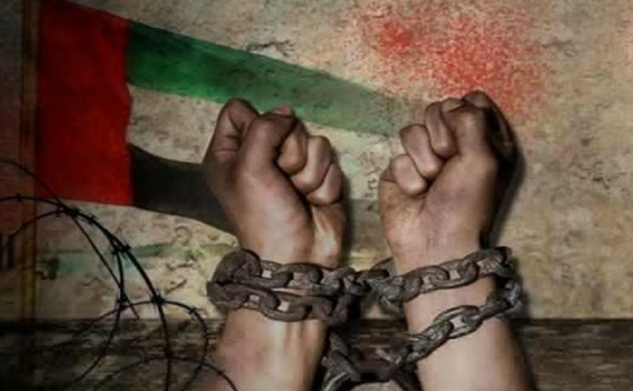 الكشف عن اعتقال الإمارات للعشرات من سائقي الشاحنات اليمنيين منذ أكثر من عامين