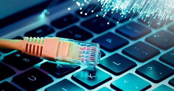 تراجع غير مسبوق لخدمة الإنترنت في اليمن وسط شكاوى من ضعف الشبكة وارتفاع الأسعار