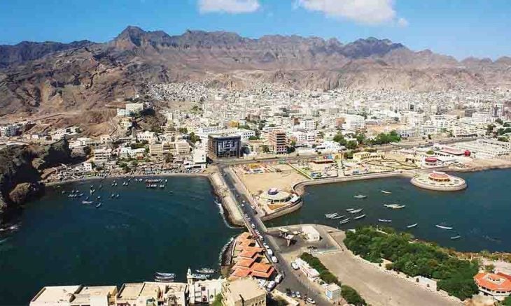 عدن .. مليشيات الانتقالي تحاول البسط على أرضية مستشفى حكومي بقوة السلاح
