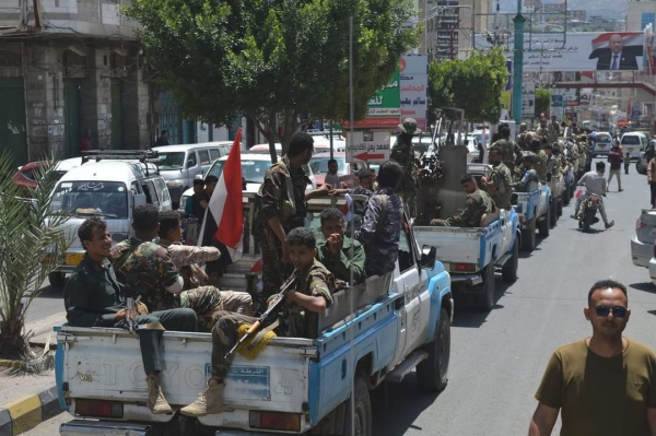 تعز: شرطة يفرس تُلقي القبض على مُحتال مطلوب للعدالة