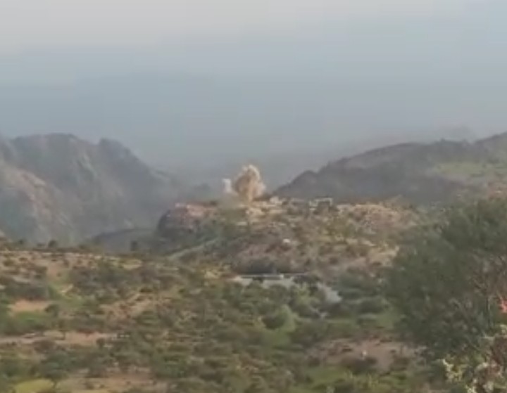 الحوثيون يهاجمون مواقع الانتقالي غرب المسيمير والحواشب ويلحقون بهم خسائر فادحة