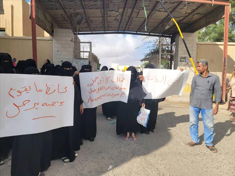 لحج تشهد تدهوراً متسارعاً في الخدمات بسبب الفساد المستشري
