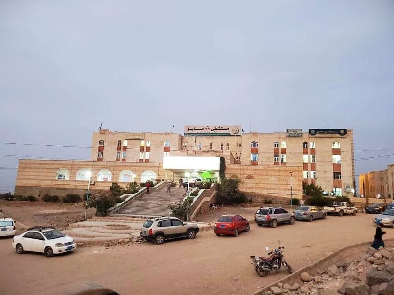 وفاة امرأة في حادث مروري بعمران.. ولا تزال مجهولة الهوية