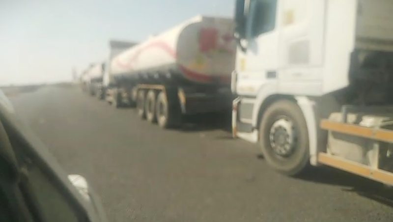 احتجاز ناقلات وقود تابعة للتحالف في أحور للمطالبة بالكشف عن مصير عشال