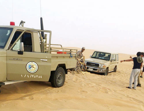 إصابة مواطن يمني ومهاجر أفريقي بقصف سعودي في صعدة الحدودية