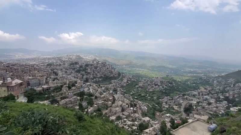 هجوم مسلح على منزل في السحول بإب يُسفر عن إصابة شقيقين