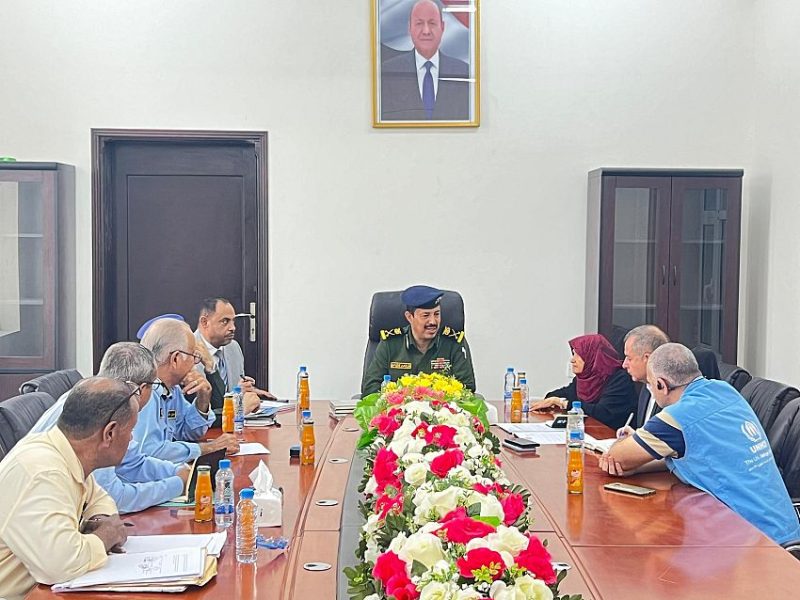 المفوضية السامية ووزارة الداخلية تبحثان إنشاء قاعدة بيانات شاملة للاجئين في اليمن