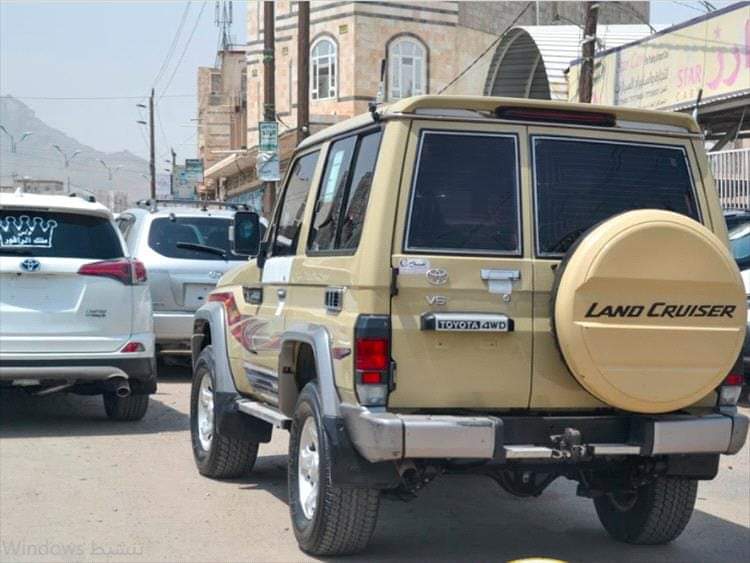 شرطة عدن تضبط متهمين بسرقة سيارة تابعة لمليشيا الانتقالي