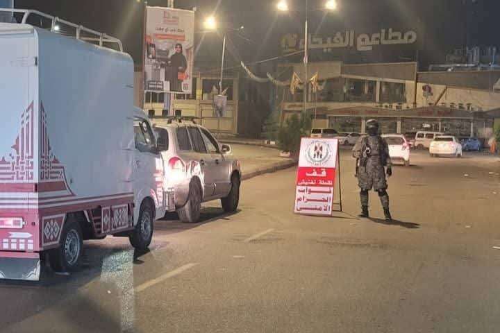 شاهد بالصور.. انتشار عسكري غير مسبوق لمليشيا الانتقالي في عدن