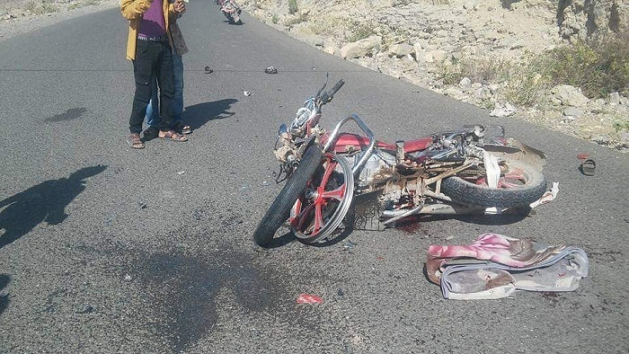 إصابة ثلاثة شبان في حادث انقلاب دراجة نارية بحالمين