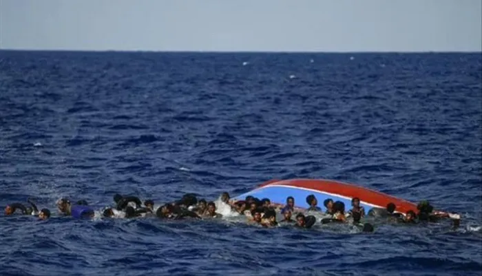 مصرع 10 أشخاص جراء غرق قارب يحمل 70 راكبًا في نيجيريا