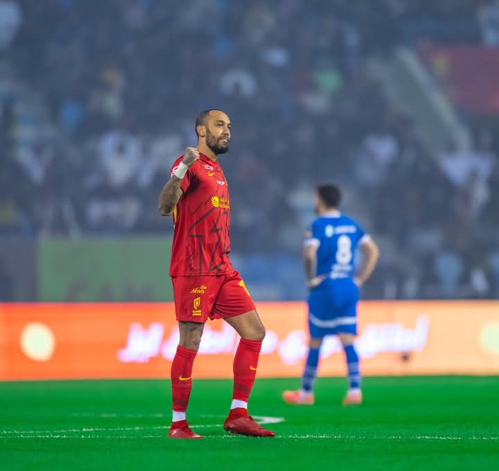 دوري روشن: القادسية يتغلب على الهلال وضمك على الاتحاد والشباب على الفيحاء
