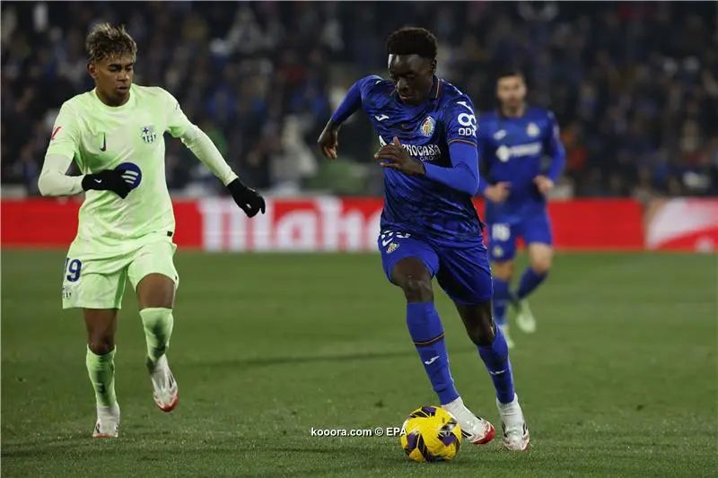 برشلونة يواصل نزف النقاط في الليجا الإسباني بتعادله مع خيتافي