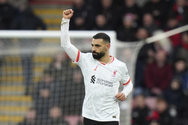 محمد صلاح يقود ليفربول للفوز على بورنموث