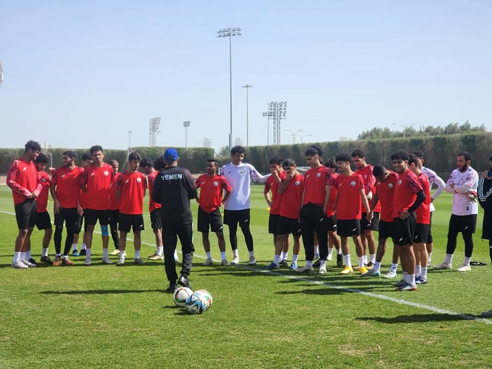 للمشاركة في نهائيات كأس آسيا..بعثة منتخب الشباب تغادر الدوحة إلى الصين