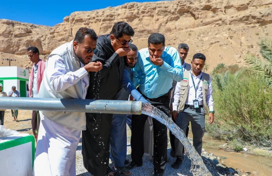 بتمويل كويتي ..افتتاح مشروع بئر الرحمة  بوادي حضرموت 