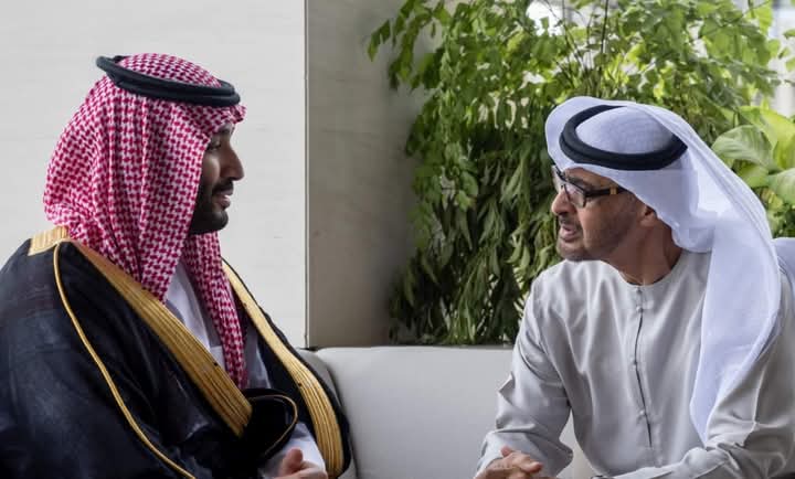 خلاف سعودي إماراتي حول زيادة إنتاج النفط في أبريل المقبل
