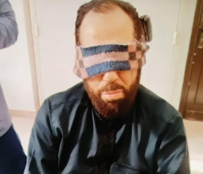 اعتقال مفتي “البراميل” أحمد حسون أثناء محاولته مغادرة سوريا