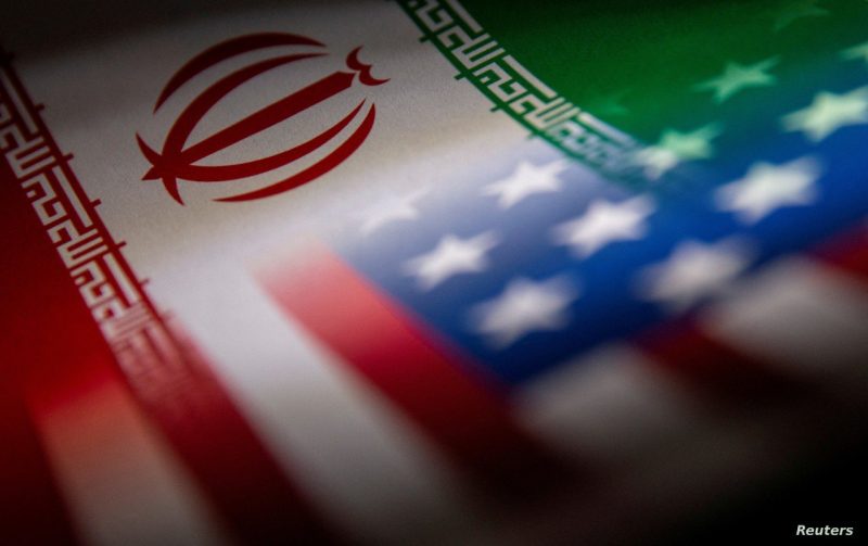 مسؤول أمريكي: وفود أمريكا وإيران سيلتقون في غرفة واحدة خلال محادثات عُمان
