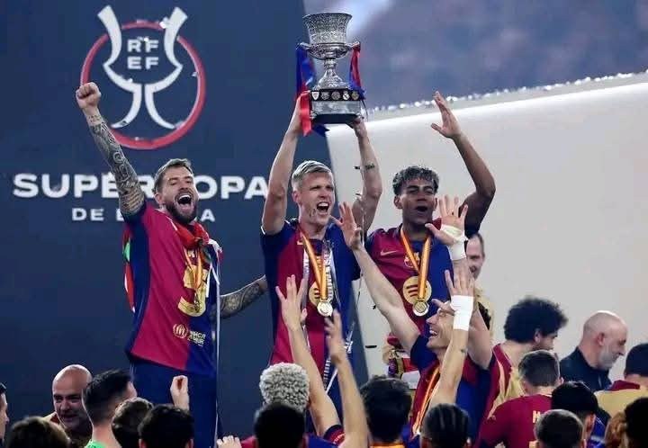 برشلونة يخطف كأس ملك إسبانيا في كلاسيكو مجنون..!