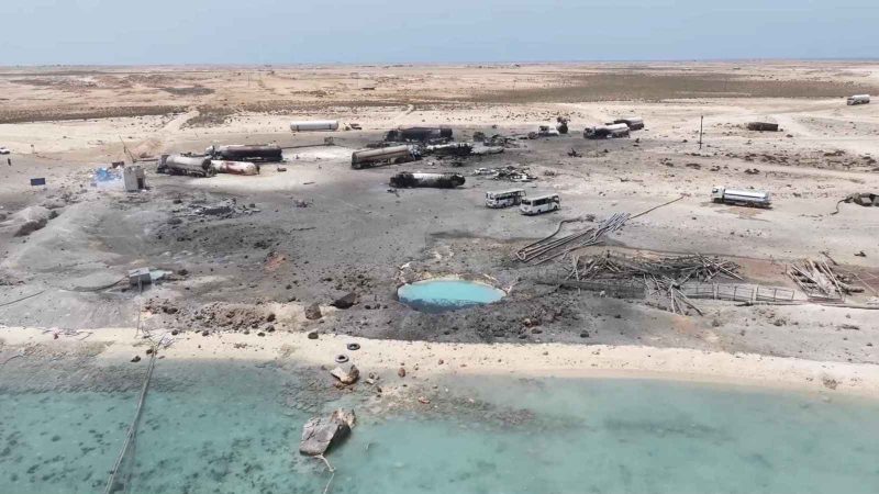 أهمية ميناء "رأس عيسى" الذي دمرته واشنطن غرب اليمن
