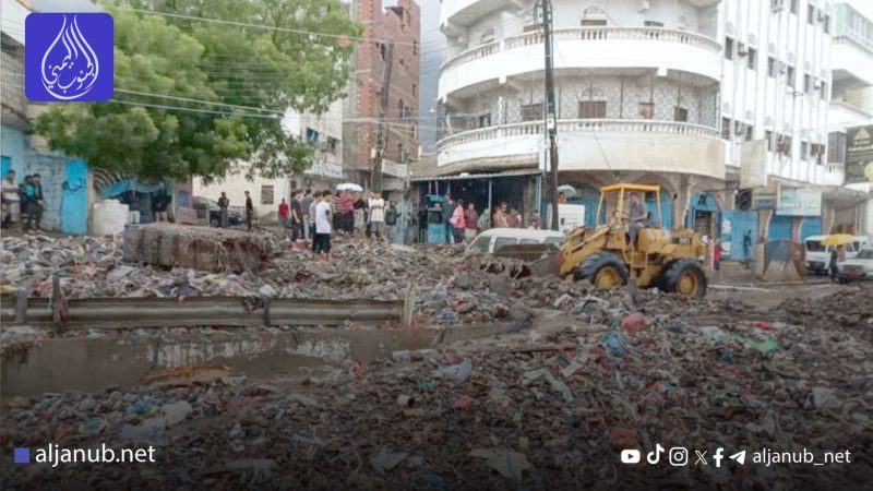 سيول المعلا تعطل الحياة وتكشف فشل البنية التحتية في عدن